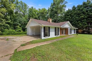 160 Derby Country Drive, Ellenwood, GA 30294