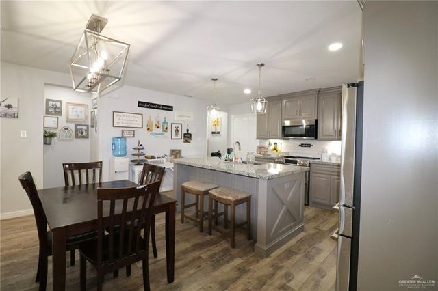 311 Spanish Oak Avenue, Rio Grande City, TX 78582