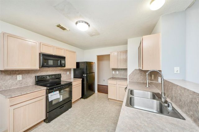 16134 Coleburn Drive, Houston, TX 77095