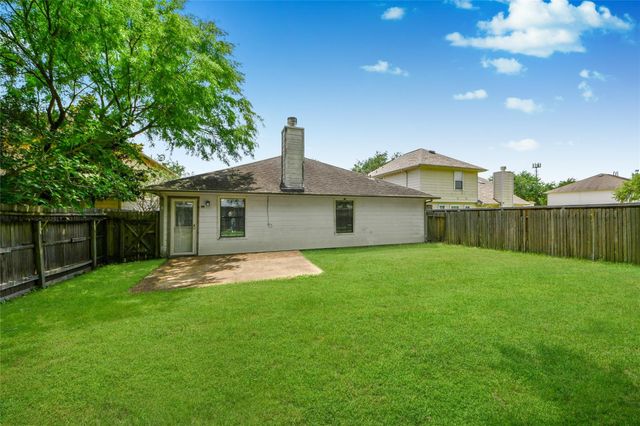 16134 Coleburn Drive, Houston, TX 77095