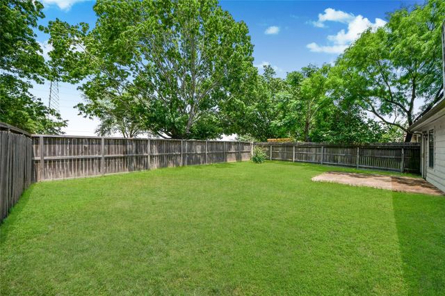 16134 Coleburn Drive, Houston, TX 77095