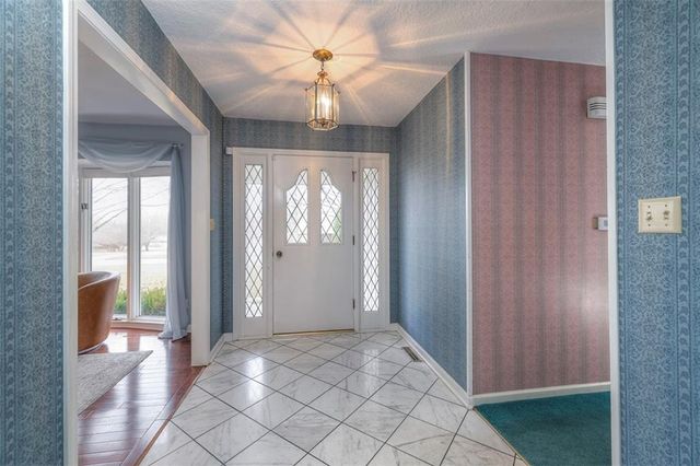 13023 Pratt Road, Lee's Summit, MO 64086