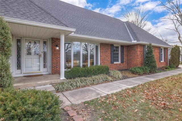 13023 Pratt Road, Lee's Summit, MO 64086