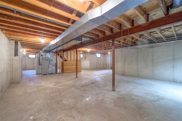 13023 Pratt Road, Lee's Summit, MO 64086