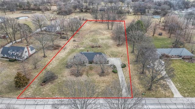 13023 Pratt Road, Lee's Summit, MO 64086