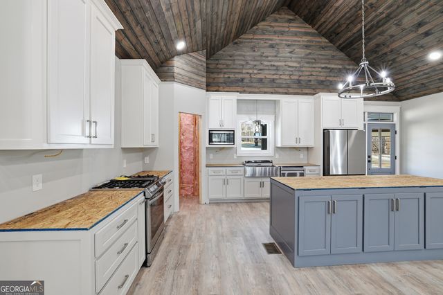 370 Trudys Trail, Martin, GA 30557