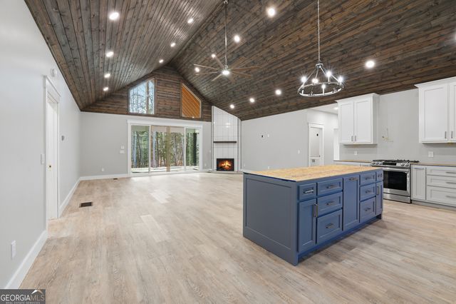 370 Trudys Trail, Martin, GA 30557