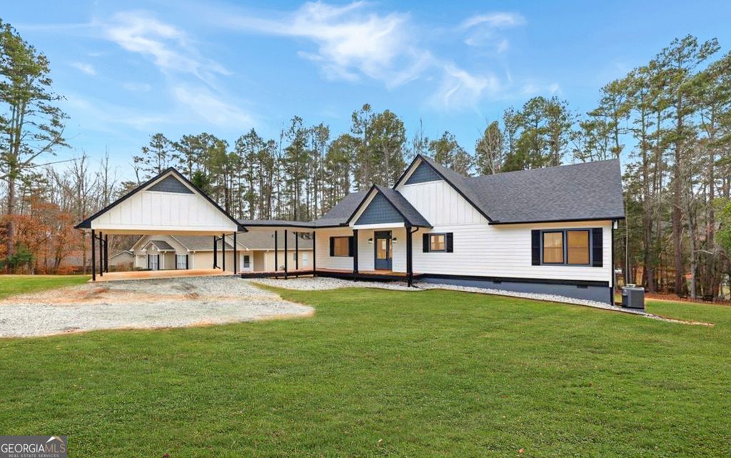 370 Trudys Trail, Martin, GA 30557