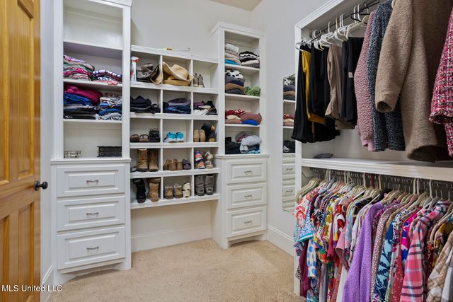 261 Lake Circle, Madison, MS 39110