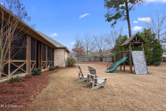 261 Lake Circle, Madison, MS 39110