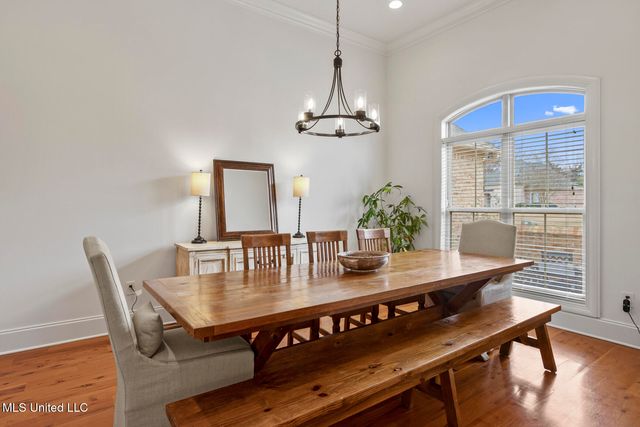 261 Lake Circle, Madison, MS 39110