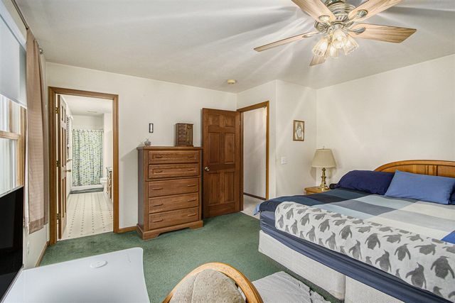 1142 N Peach Court, Plainwell, MI 49080