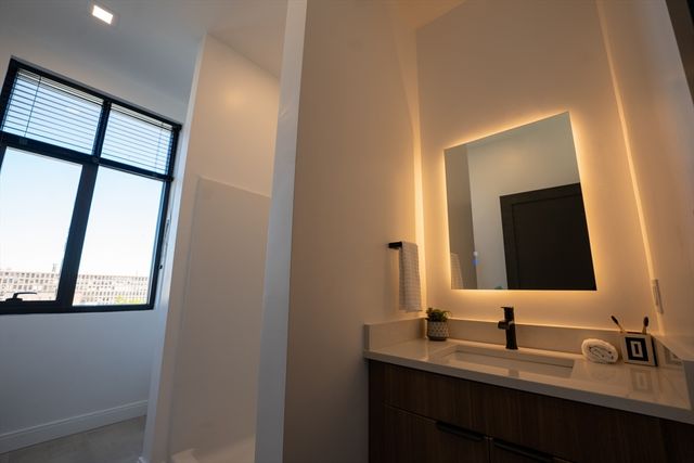 136 Essex Street 501, Lawrence, MA 01840