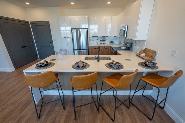 136 Essex Street 501, Lawrence, MA 01840