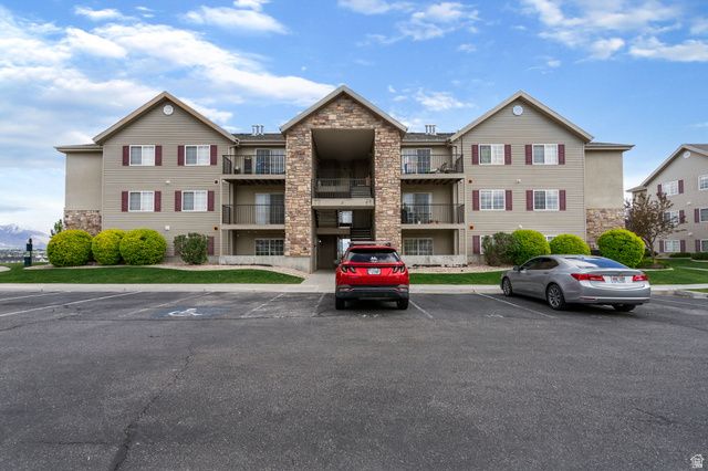 37 W RIDGE RD, Saratoga Springs, UT 84045