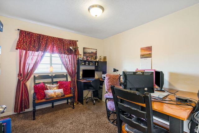 37 W RIDGE RD, Saratoga Springs, UT 84045