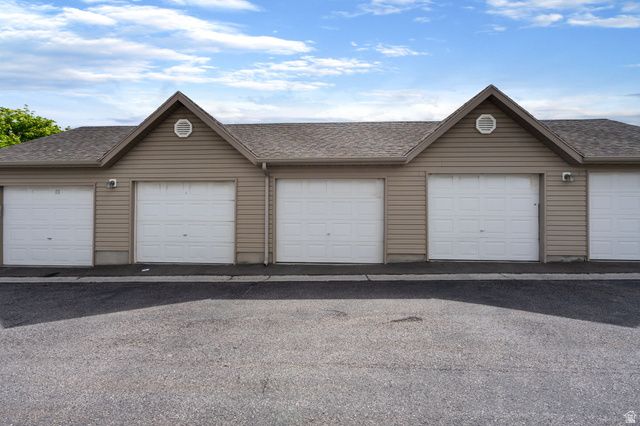 37 W RIDGE RD, Saratoga Springs, UT 84045