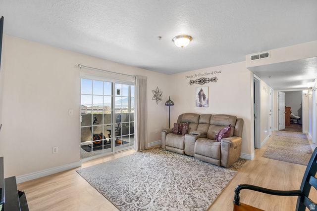 37 W RIDGE RD, Saratoga Springs, UT 84045
