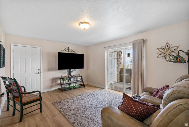 37 W RIDGE RD, Saratoga Springs, UT 84045