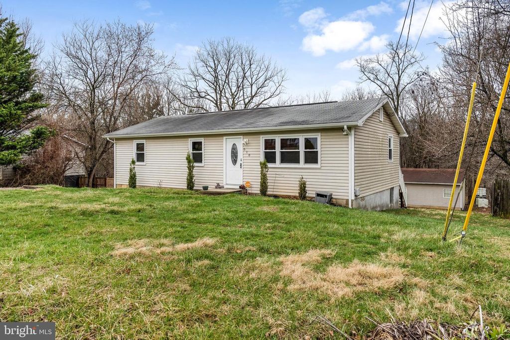 510 SPRING WARBLER WAY, Shepherdstown, WV 25443