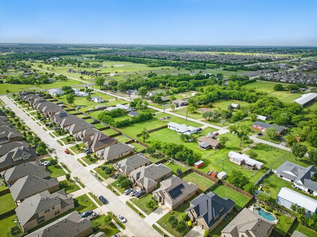 576 Spruce Trail, Forney, TX 75126