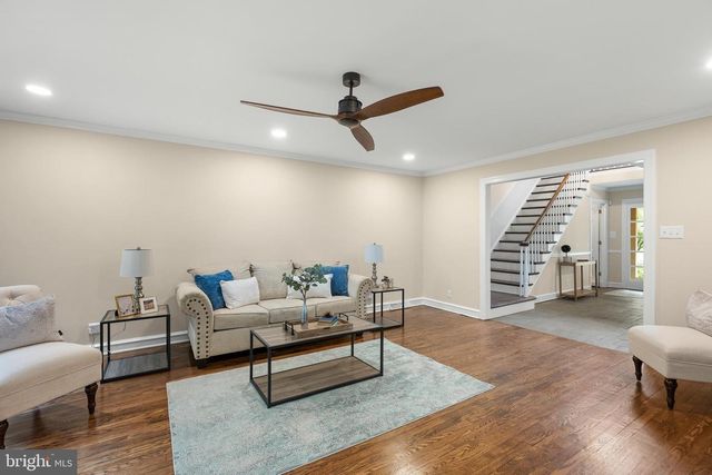 1012 WARWICK LN, Wilmington, DE 19807