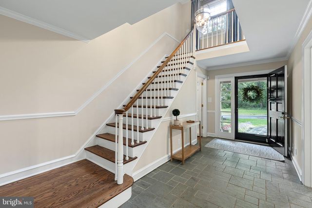 1012 WARWICK LN, Wilmington, DE 19807