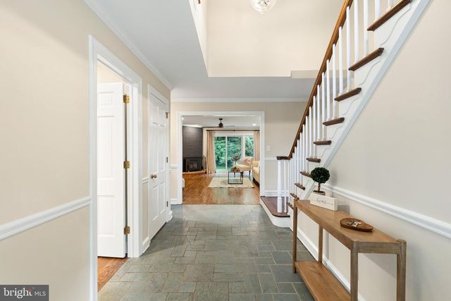1012 WARWICK LN, Wilmington, DE 19807