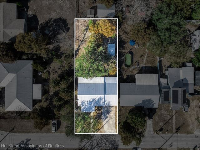 5 E Winthrop Street, Avon Park, FL 33825