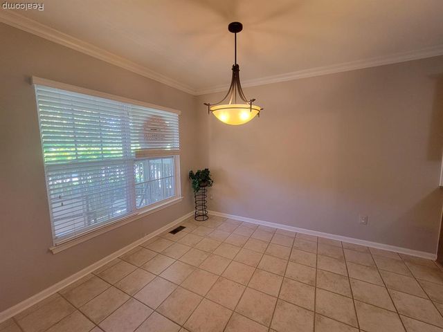 5894 Augusta Lane, Grand Blanc, MI 48439