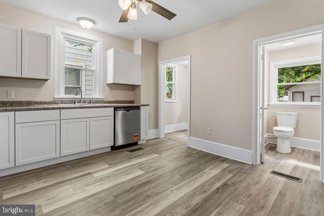 1212 SCOTLAND AVE, Chambersburg, PA 17201