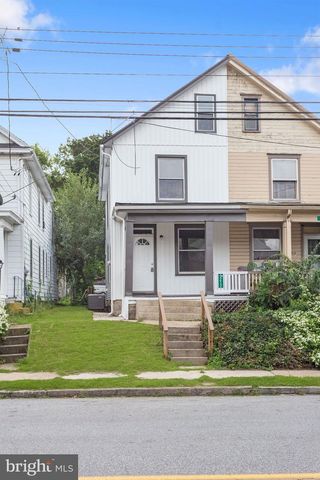1212 SCOTLAND AVE, Chambersburg, PA 17201
