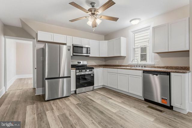 1212 SCOTLAND AVE, Chambersburg, PA 17201