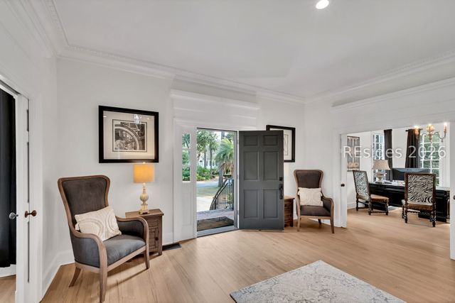 27 Bridgetown Rd, Hilton Head Island, SC 29928