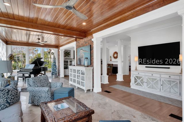 27 Bridgetown Rd, Hilton Head Island, SC 29928