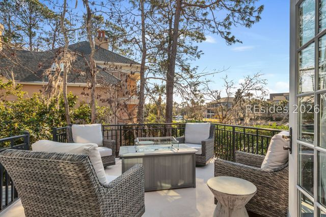 27 Bridgetown Rd, Hilton Head Island, SC 29928