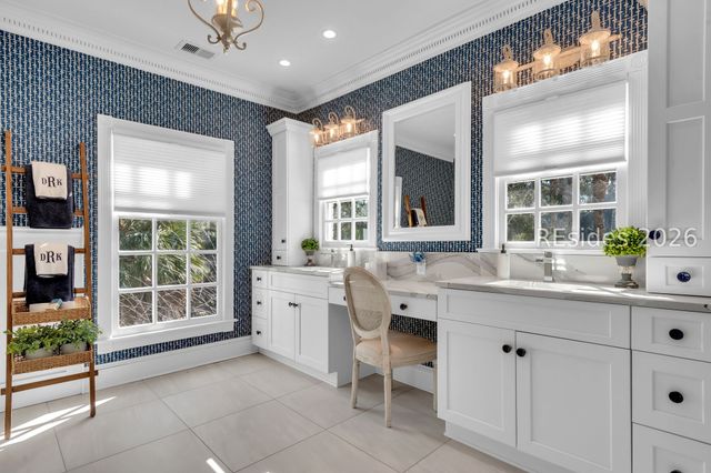 27 Bridgetown Rd, Hilton Head Island, SC 29928