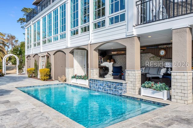 27 Bridgetown Rd, Hilton Head Island, SC 29928