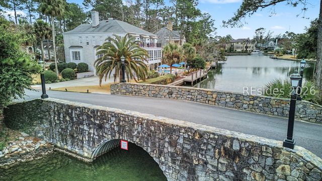 27 Bridgetown Rd, Hilton Head Island, SC 29928