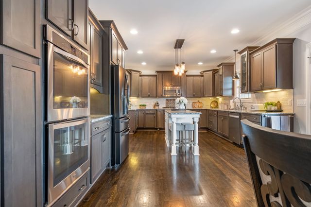1592 Eden Rose Pl, Nolensville, TN 37135