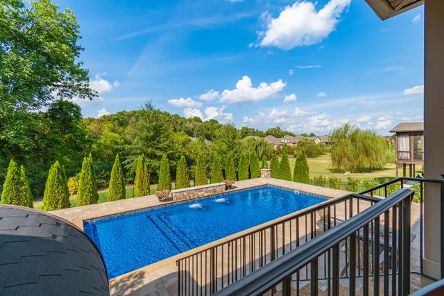 1592 Eden Rose Pl, Nolensville, TN 37135