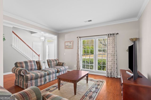 304 Fairbrook Circle NE, Marietta, GA 30067