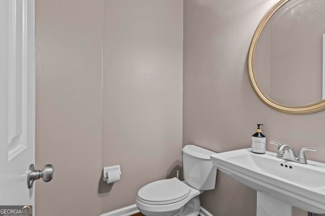 304 Fairbrook Circle NE, Marietta, GA 30067