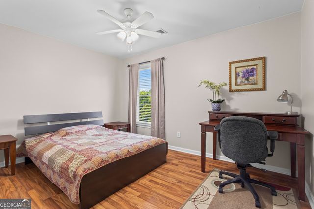 304 Fairbrook Circle NE, Marietta, GA 30067