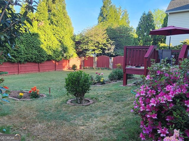 304 Fairbrook Circle NE, Marietta, GA 30067