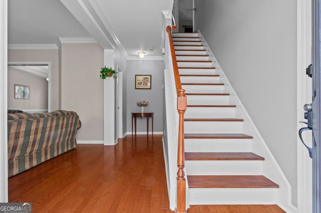 304 Fairbrook Circle NE, Marietta, GA 30067