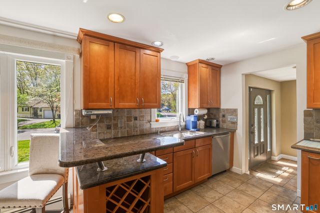 82 Cianci Drive, Southington, CT 06489