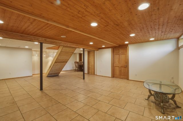 82 Cianci Drive, Southington, CT 06489