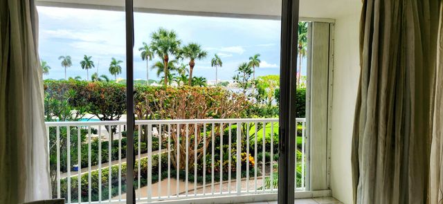 1801 S FLAGLER Drive 208, West Palm Beach, FL 33401