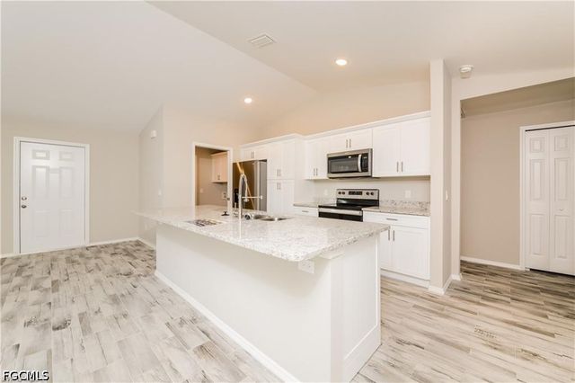 19140 Coconut RD, Fort Myers, FL 33967